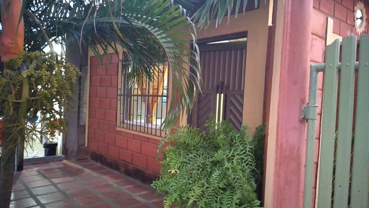 Habitacion Triple Con Cocina Y Bano Privado Necoclí Extérieur photo